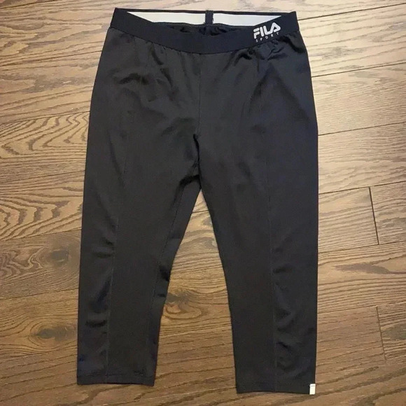 FILA SPORT Performance Running Mid-Calf Three Quarter Black Leggings Size M - Picture 1 of 9